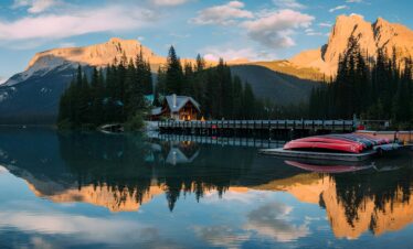 4 Lakes Tour – Lake Louise, Moraine Lake, Emerald Lake, Peyto Lake